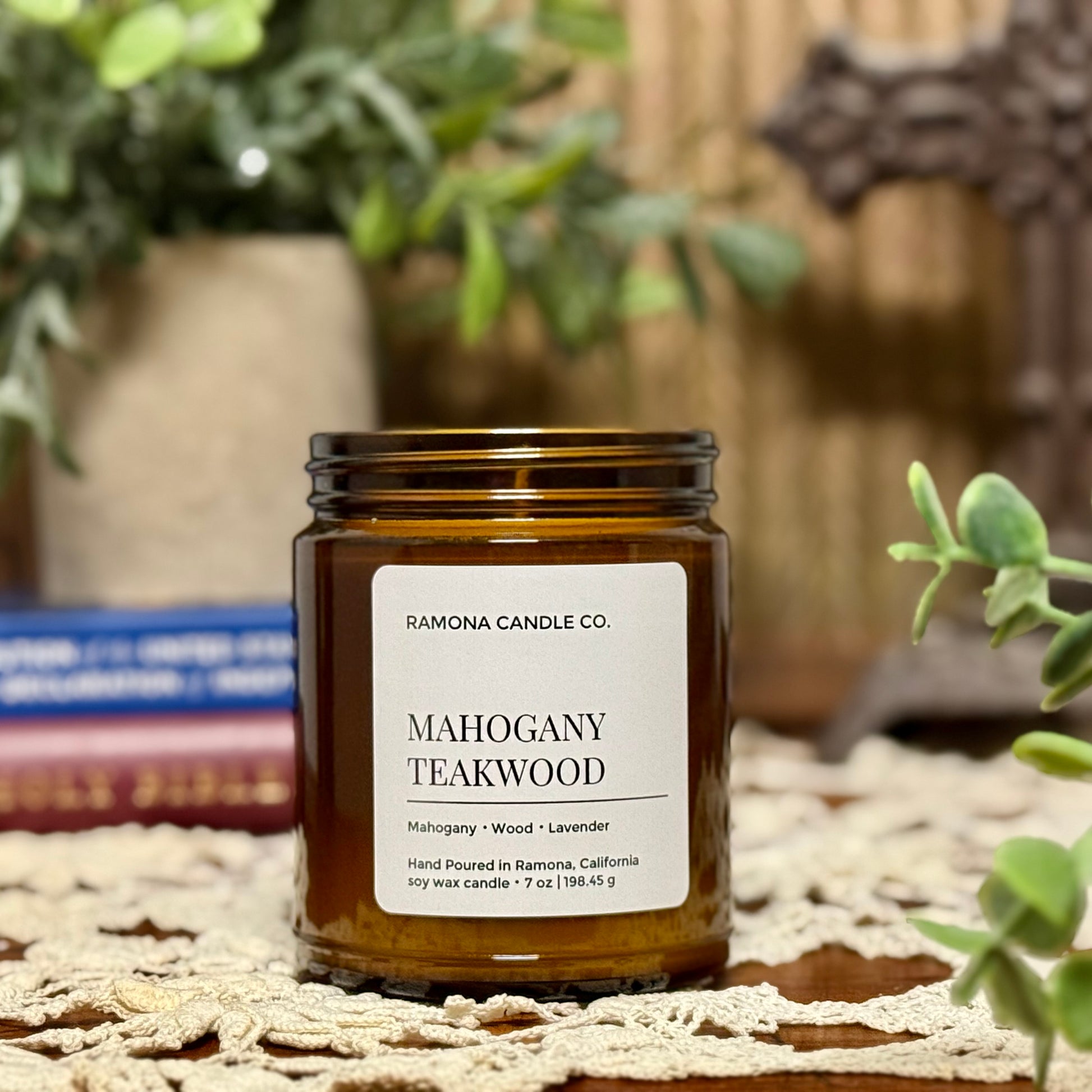 tobacco mahogany candle & Teakwood creating a refined fragrance perfect for any room Cigar Lounge 7.5 oz Candle